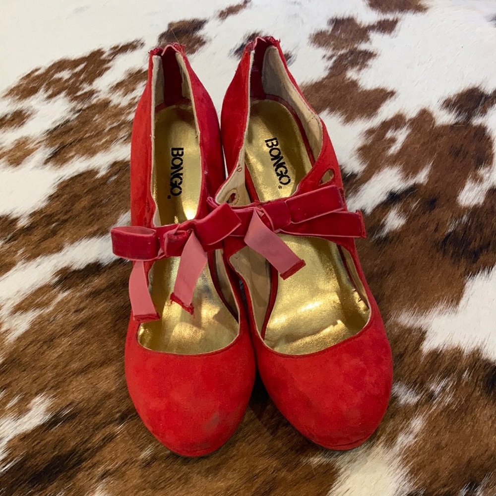 Bongo heels